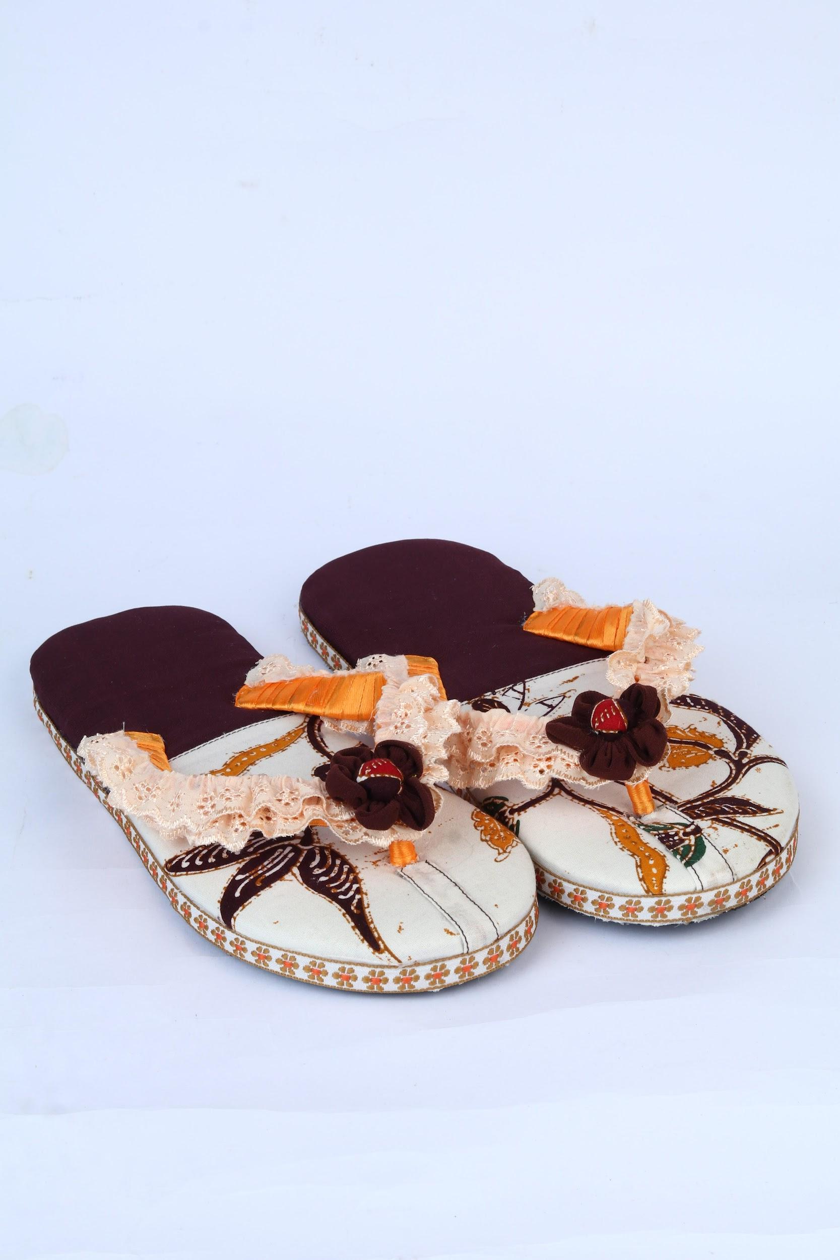 Sandal Jepit Dewasa Batik Coklat Putih by nan