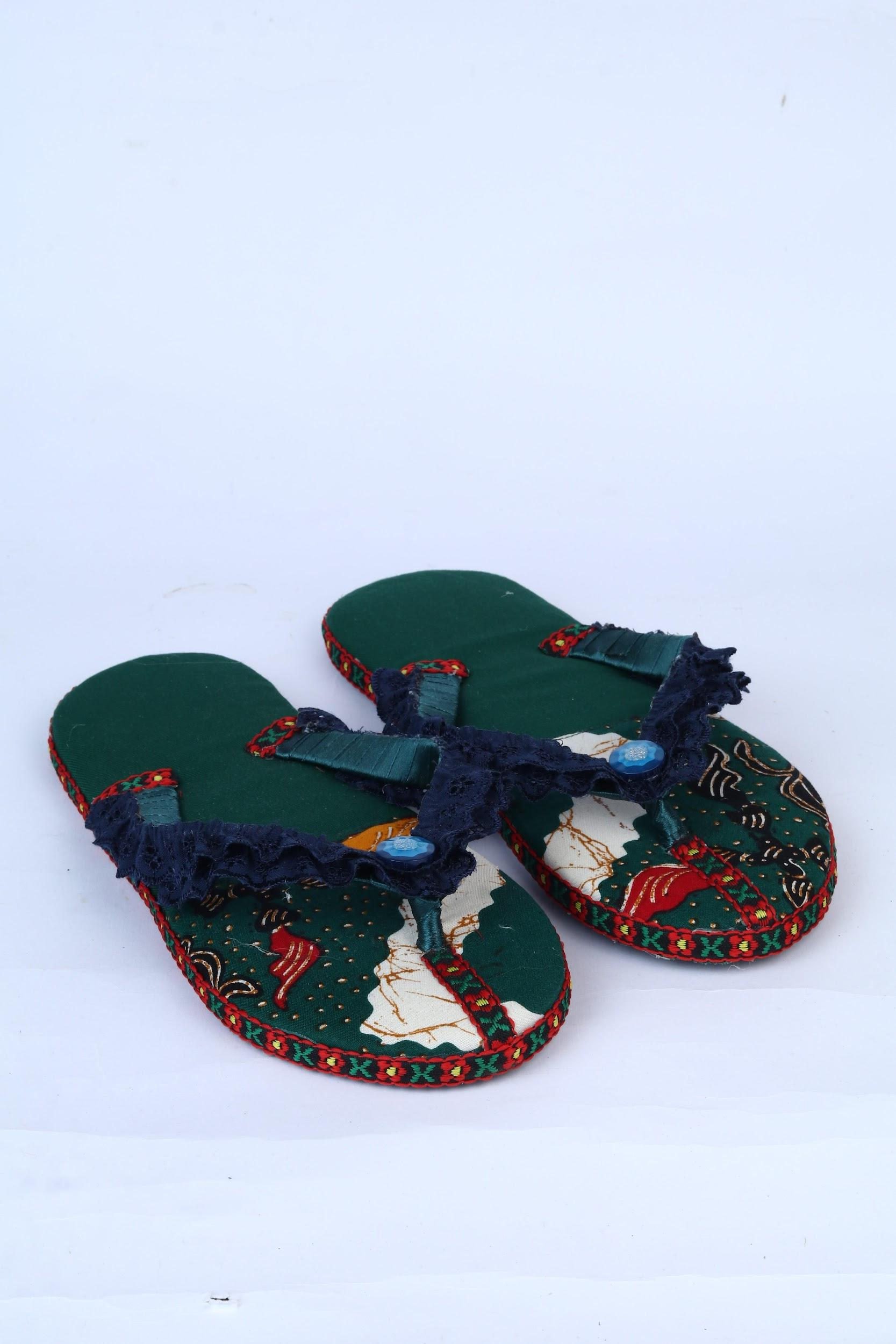 Sandal Jepit Dewasa Batik Hijau Gelap by nan