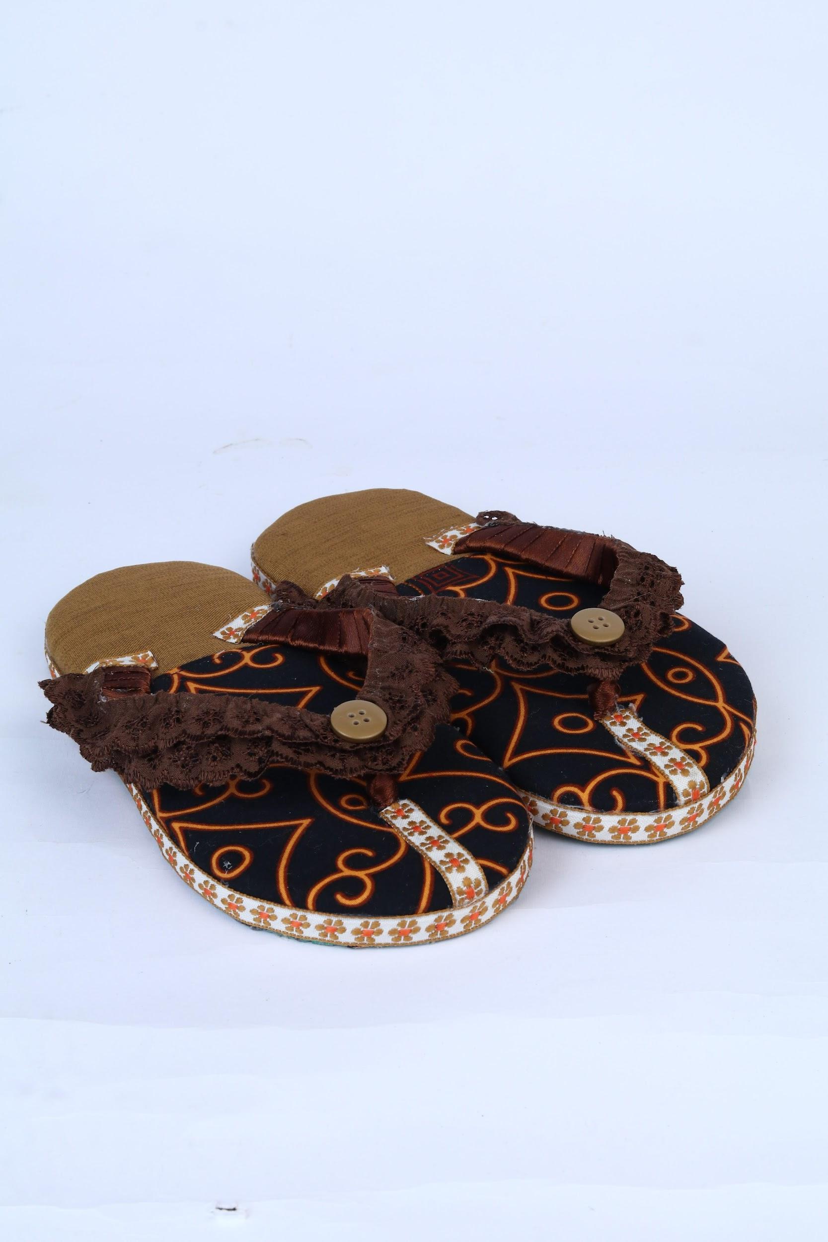Sandal Jepit  Anak Batik Coklat Gelap by nan