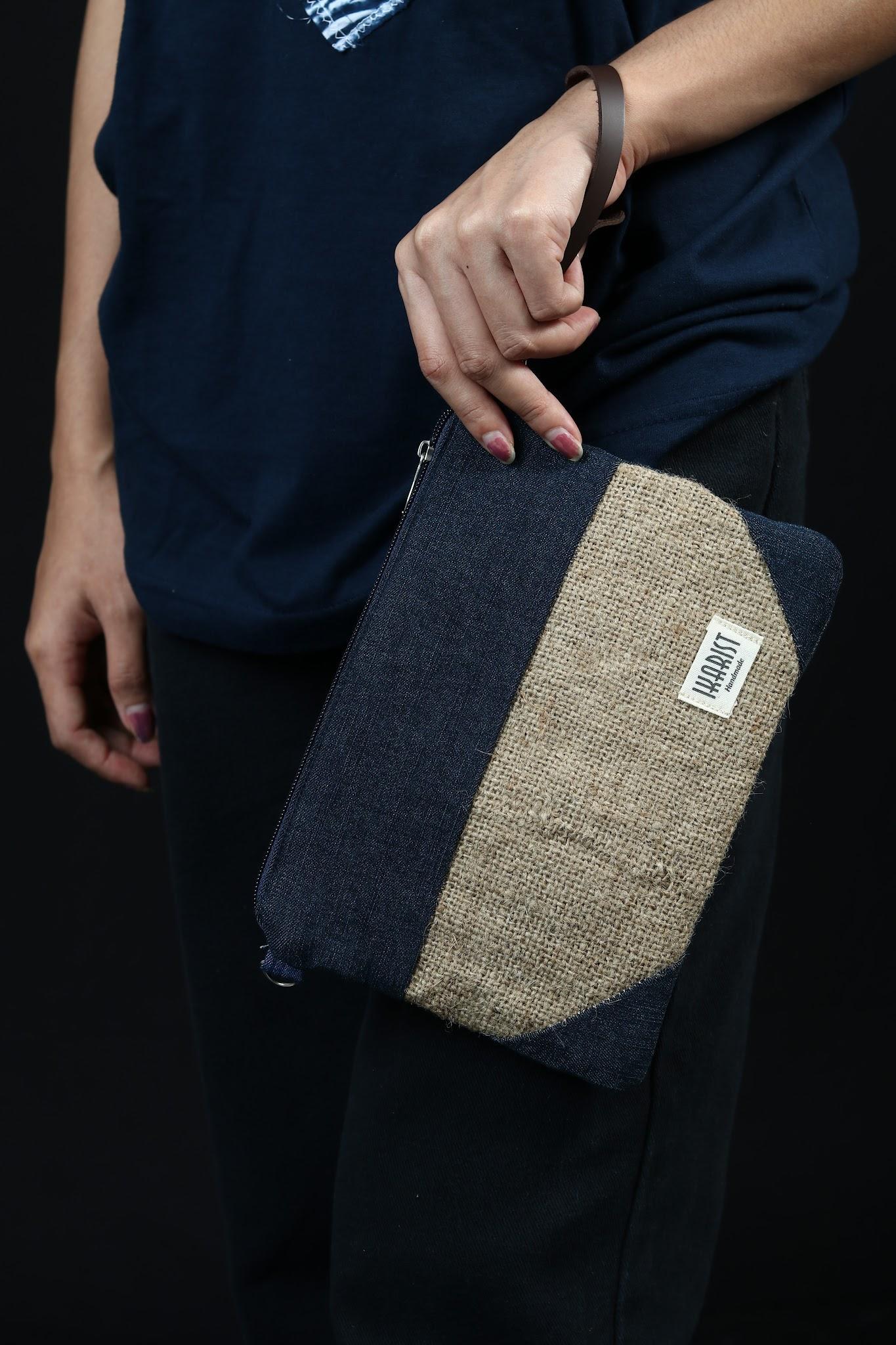 Pouch by nan